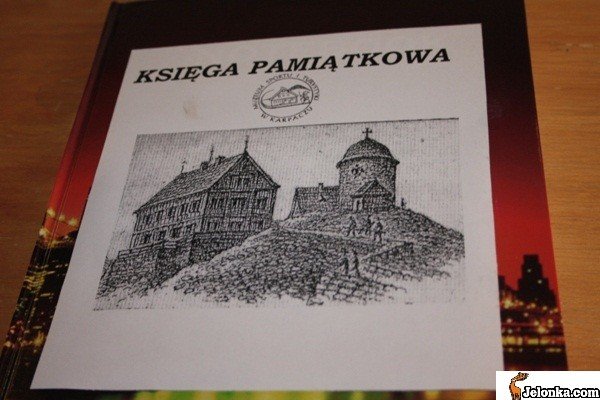 szklanka-masonow-i-dzbanek-ze-sniezka-30259