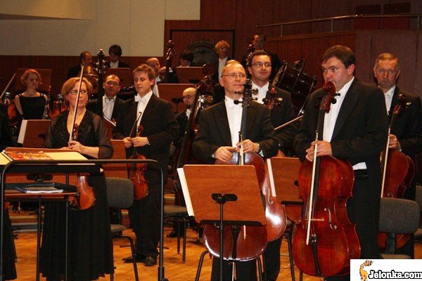 dvorak-bacewicz-i-boskie-skrzypce-piotra-pawnera-30264