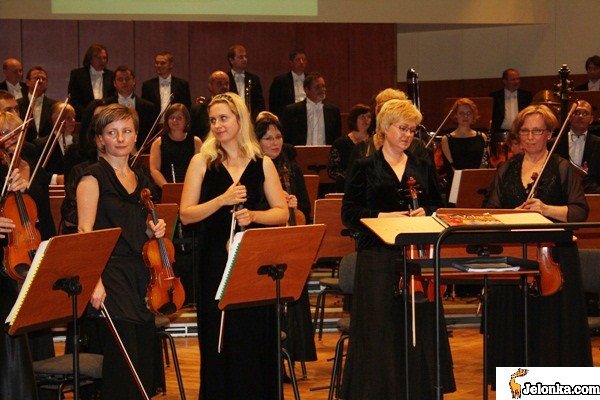 dvorak-bacewicz-i-boskie-skrzypce-piotra-pawnera-30264