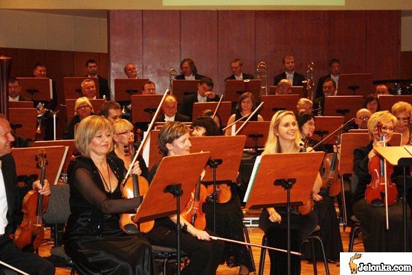 dvorak-bacewicz-i-boskie-skrzypce-piotra-pawnera-30264