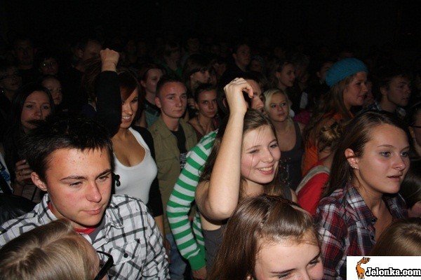 sza-w-orientexpressie-czyli-udany-koncert-happysad-30287