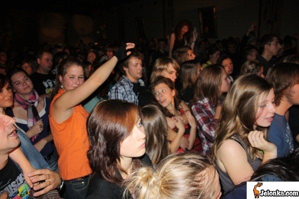 sza-w-orientexpressie-czyli-udany-koncert-happysad-30287