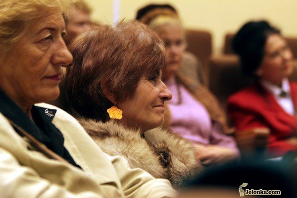 wyszeptana-poezja-jak-chwila-ulotna-30345