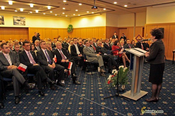 Elżbieta Witek przemawia podczas wczorajszej konwencji PiS.