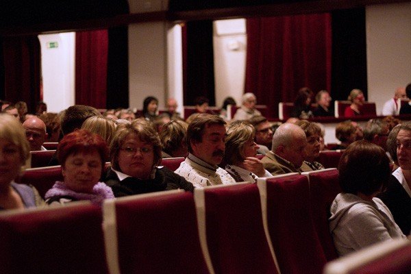 z-arturem-andrusem-smiechy-na-deskach-teatru-im-norwida-30457