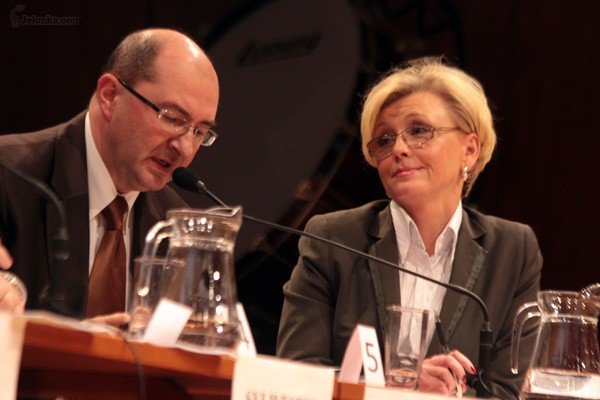 w-ogniu-pytan-przez-sto-piecdziesiat-minut-30664