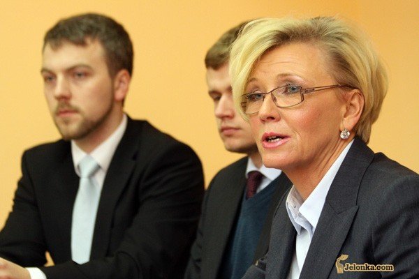 prawo-i-sprawiedliwosc-rozmowa-z-ludzmi-to-lekcja-pokory-30838