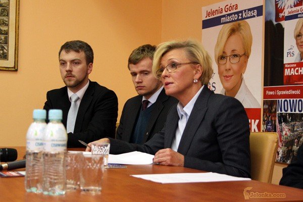 prawo-i-sprawiedliwosc-rozmowa-z-ludzmi-to-lekcja-pokory-30838
