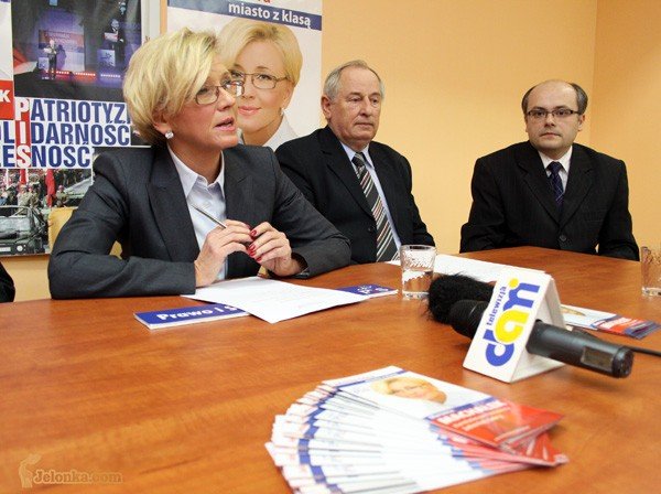 prawo-i-sprawiedliwosc-rozmowa-z-ludzmi-to-lekcja-pokory-30838
