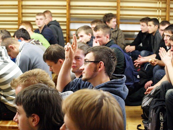 kandydat-wykadowca-bez-agitki-politycznej-30861
