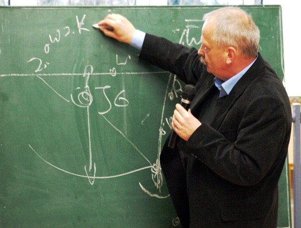 kandydat-wykadowca-bez-agitki-politycznej-30861