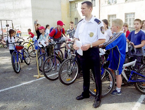 Straż Miejska organizuje egzamin na kartę rowerową.