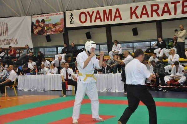 dobry-wystep-zawodnikow-oyamy-30925