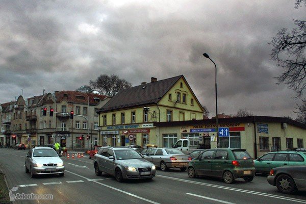 waczyli-inteligentne-swiata-korki-przy-maej-poczcie-30946
