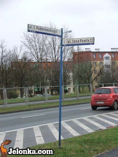 kontrowersyjny-zakaz-wjazdu-w-ul-paderewskiego-30959