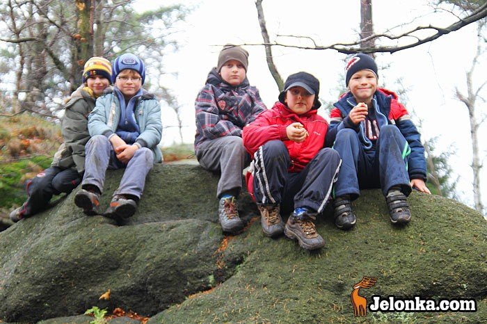 klub-wedrowca-na-wycieczce-z-jesienia-w-tle-30965