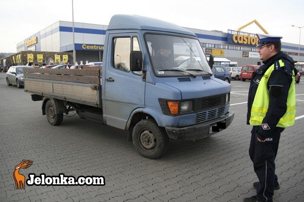 z-parkingu-castoramy-po-potraceniu-trafi-do-szpitala-31006