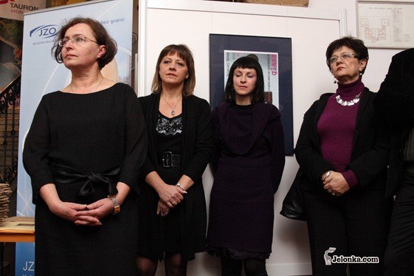 ujmujacy-szklany-swiat-i-nowe-nabytki-w-salach-mk-31008