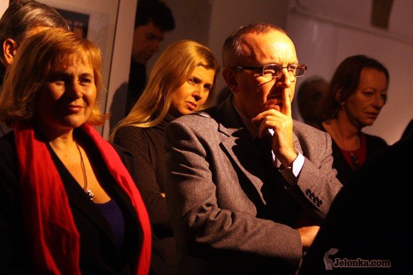 ujmujacy-szklany-swiat-i-nowe-nabytki-w-salach-mk-31008
