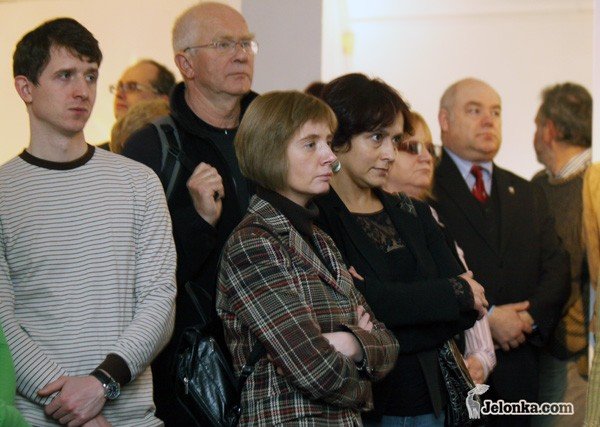 ujmujacy-szklany-swiat-i-nowe-nabytki-w-salach-mk-31008