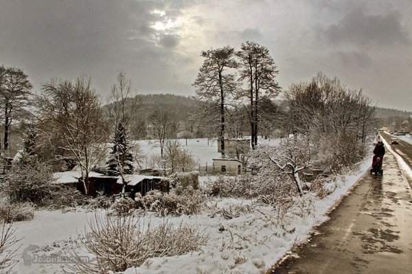 region-pod-pierzyna-sniegu-w-okowach-zimy-31014