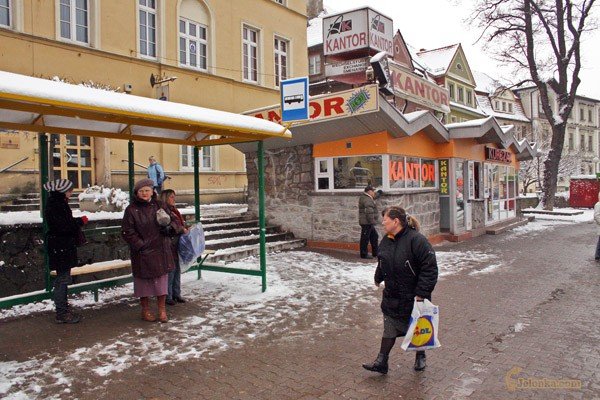 region-pod-pierzyna-sniegu-w-okowach-zimy-31014