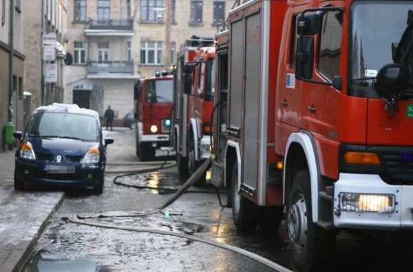 palio-sie-poddasze-na-pocztowej-31032