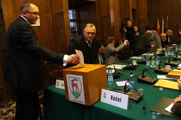 sesja-nowej-rady-wybrali-panow-odrzucili-panie-31118