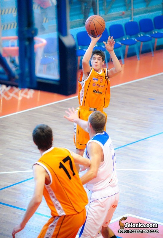gimbasket-rozbity-przez-spartakusa-31159