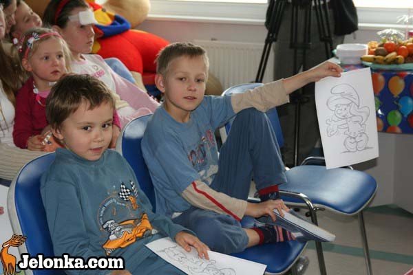 dobro-w-darze-dwaj-mikoaje-najmodszym-pacjentom-31199