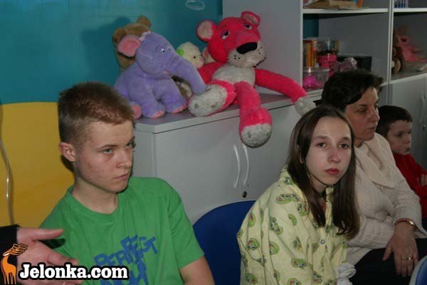 dobro-w-darze-dwaj-mikoaje-najmodszym-pacjentom-31199