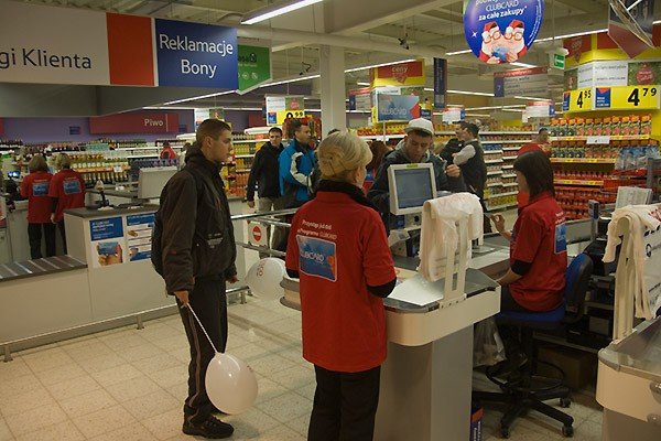 otworzyli-tesco-w-cieplicach-szau-nie-byo-31202