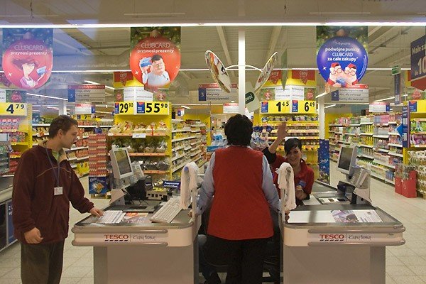 otworzyli-tesco-w-cieplicach-szau-nie-byo-31202