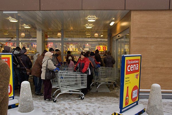 otworzyli-tesco-w-cieplicach-szau-nie-byo-31202