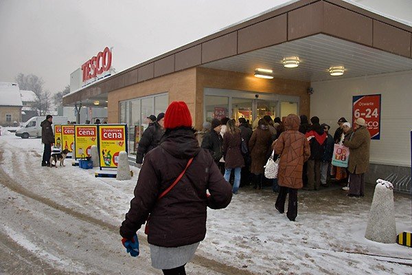 otworzyli-tesco-w-cieplicach-szau-nie-byo-31202