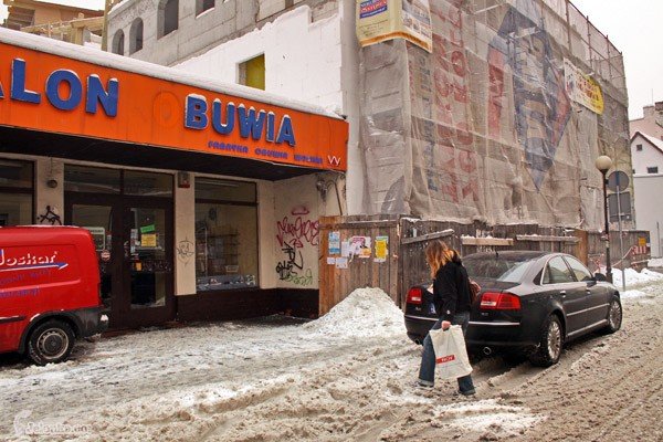 brniecie-w-brei-posniegowe-boto-na-chodnikach-i-parkingach-31210