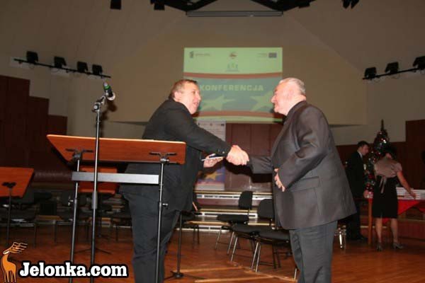 przyjaciele-panny-s-zwiazek-blizej-spoeczenstwa-31215