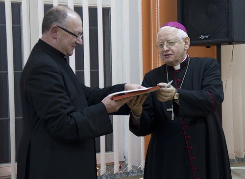 uroczyscie-i-koncertowo-w-areszcie-sledczym-w-jeleniej-gorze-31231
