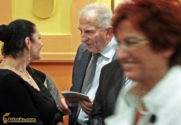 Stanisław Dziedzic (w środku) na konwencji wyborczej SLD. 4 listopada 2010.