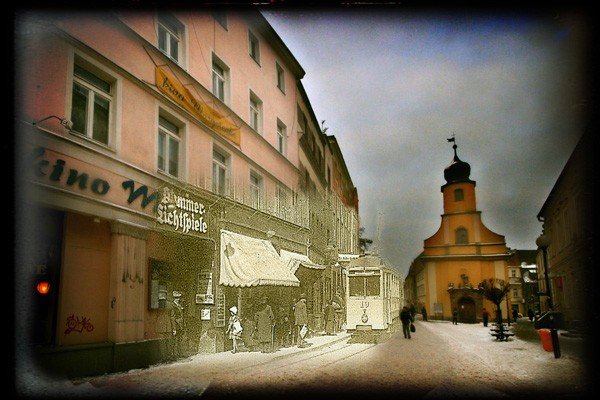 Kolaż dwóch fotografii: archiwalnej z pierwszej dekady XX wieku, oraz współczesnej. W miejscu Marysieńki istniało pierwotnie kino Krammer Lichtspiele.