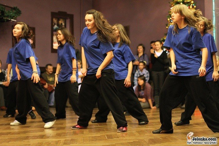 pokazali-swoje-taneczne-umiejetnosci-31301