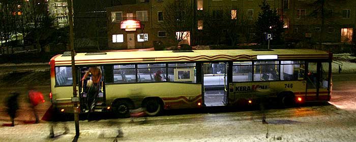 Czy podwyżka cen biletów poprawi komfort podróżowania?