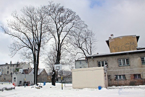 lodowisko-ruszyo-na-poczatek-brak-chetnych-31312
