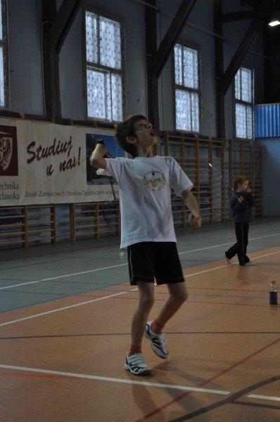 mikoaj-z-badmintonem-31318
