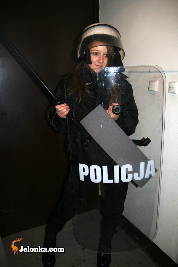 narybek-policji-goscinnie-w-komendzie-31356