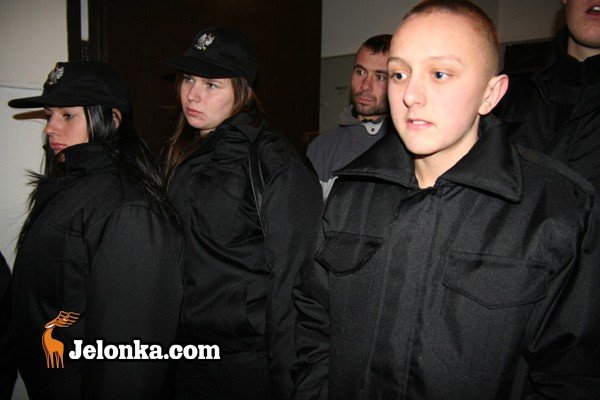 narybek-policji-goscinnie-w-komendzie-31356
