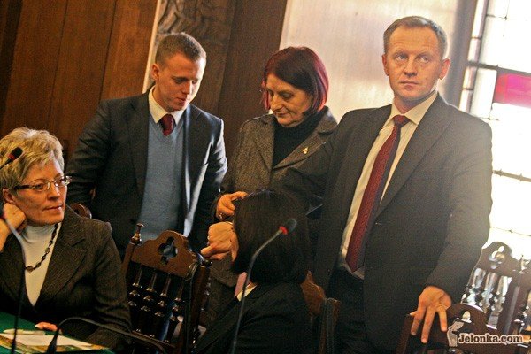 czysta-formalnosc-czyli-bez-rewolucji-w-ratuszu-31363