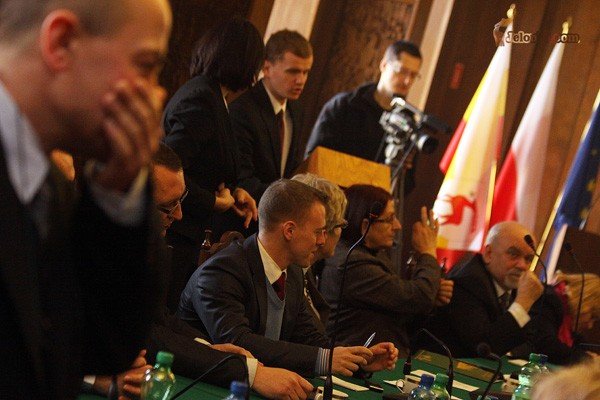 czysta-formalnosc-czyli-bez-rewolucji-w-ratuszu-31363