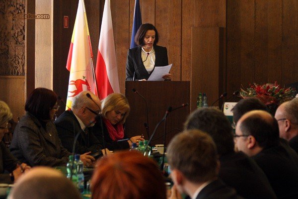 czysta-formalnosc-czyli-bez-rewolucji-w-ratuszu-31363