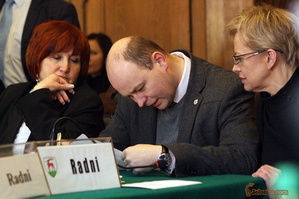 czysta-formalnosc-czyli-bez-rewolucji-w-ratuszu-31363